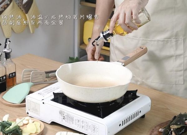 純奶手撕吐司的做法 步驟1