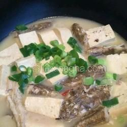魚燉豆腐的做法[圖]