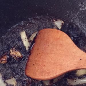 香炒魷魚(yú)絲的做法 步驟5