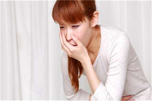 簡(jiǎn)單秋日減肥瑜伽 舒爽瘦全身(圖)