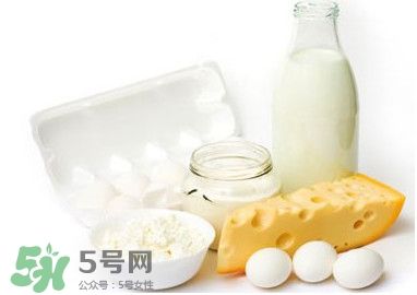 脫脂牛奶熱量高嗎？脫脂牛奶會(huì)發(fā)胖嗎