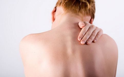 女性保健 女性怎么選擇好的絲襪 穿著絲襪有哪些注意事項