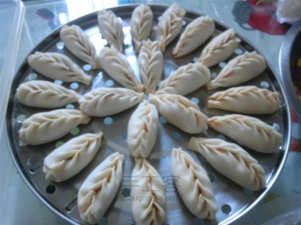 營養(yǎng)好味餃子制作教程，孩子最愛。 第3步