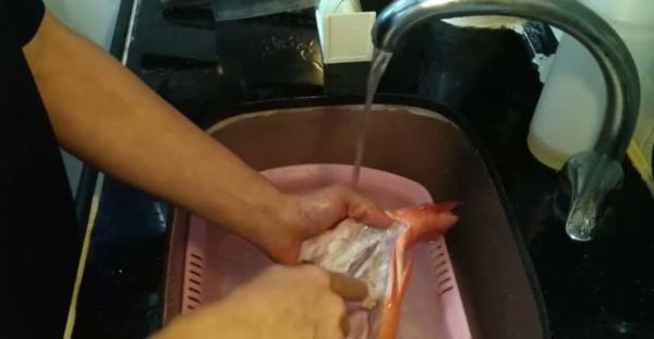 酒店中餐大厨教你几个蒸鱼秘诀，酒店级蒸鱼在家也能做