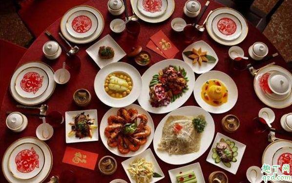 年夜飯有哪些名字吉利的菜 年夜飯?jiān)⒁夂玫牟擞心男?