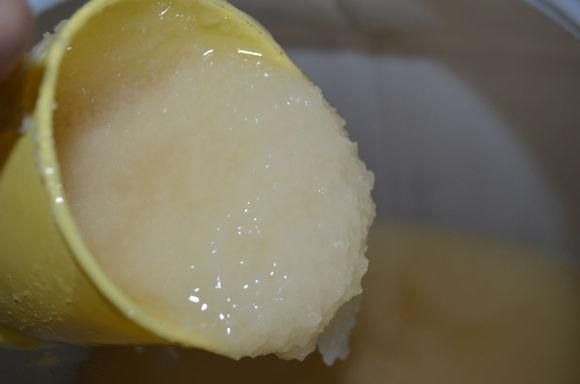槐花蜜到底結不結晶？養(yǎng)蜂40年的蜂農(nóng)來告訴你真相！