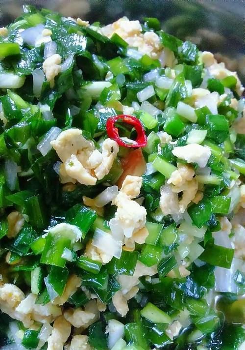 山韭菜雞蛋餃子的制作方法及步驟-讓你在家也能輕松做出美味餃子
