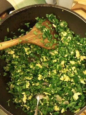 水晶韭菜鸡蛋饺子的制作方法（如何制作美味健康的水晶韭菜鸡蛋饺子）
