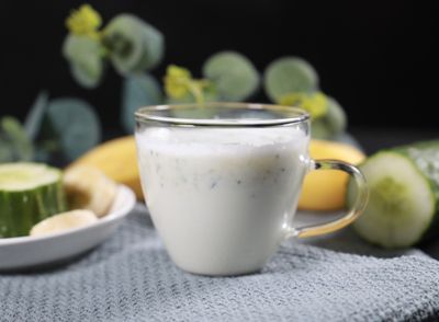 部分牛奶、豆?jié){、早餐麥片和酸奶，這些產(chǎn)品通常會添加維生素D，以滿足人體需求