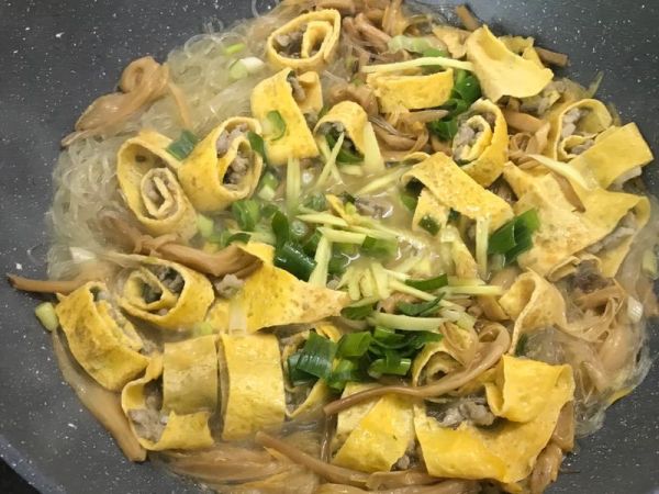 純奶手撕吐司的做法 步驟1