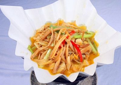 黃花菜炒肉的做法步驟