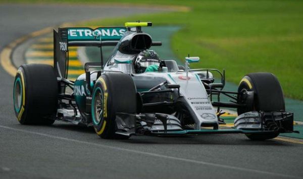 全世界有幾個(gè)汽車廠商能制造F1賽車？