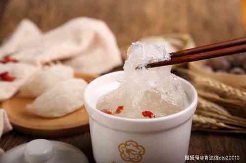 和燕窩一樣功效的東西：營養(yǎng)價值相當(dāng)?shù)氖澄锱c替代品推薦