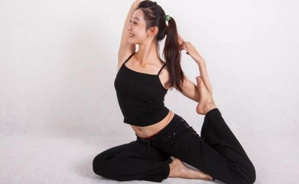 如何在家鍛煉身體？足不出戶的全身鍛煉方法有哪些？(1)