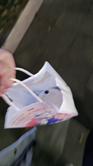 悠閑時刻，來杯Luckin Coffee