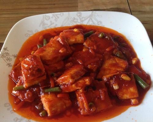 家常美食——鮮豆腐炒西紅柿（健康易做）