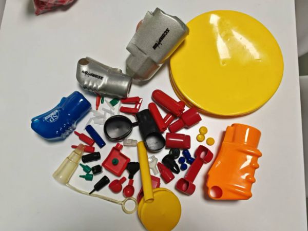 福建展示器材浸塑加工,五金件浸塑