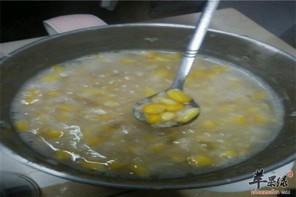 燕麥大米玉米粥1.jpg