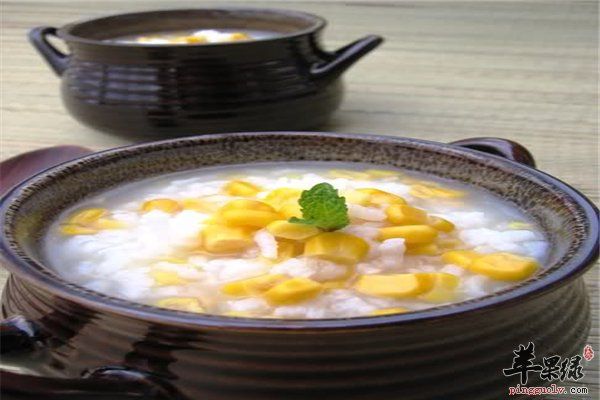 黃瓜玉米粥清淡排毒輕松瘦