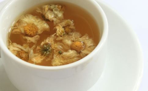 秋季該喝什么茶 哪些茶最養(yǎng)生 秋季喝茶的好處是什么