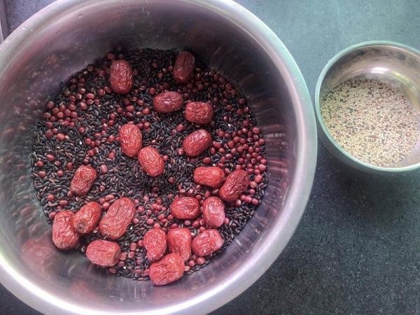 純奶手撕吐司的做法 步驟1