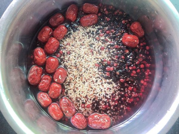 純奶手撕吐司的做法 步驟1