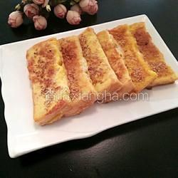 鸡蛋煎土司的做法[图]