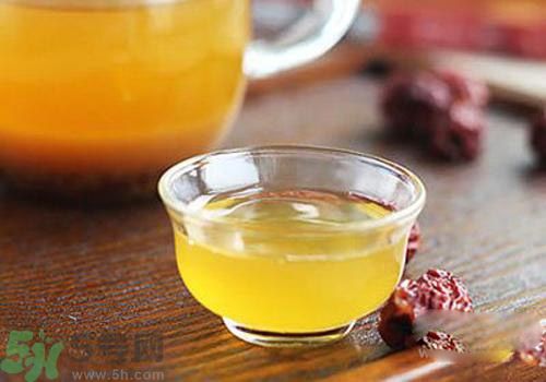 一天喝多少蜂蜜水合適？怎么正確喝蜂蜜水？