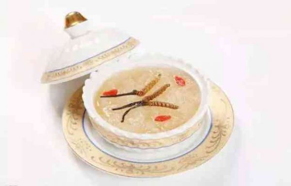 燕窩用什么可以代替蜂蜜：平價(jià)食材替代方案與飲用建議