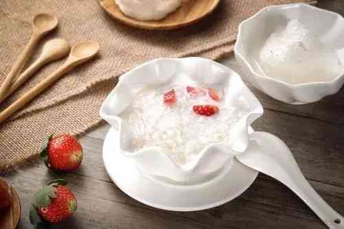 燕窩用什么可以代替蜂蜜：平價(jià)食材替代方案與飲用建議