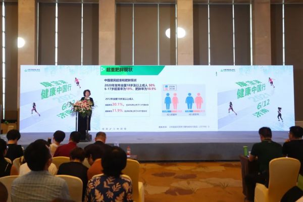 科學餐減肥營養(yǎng)搭配方案_科學營養(yǎng)搭配的減肥餐_科學餐食譜
