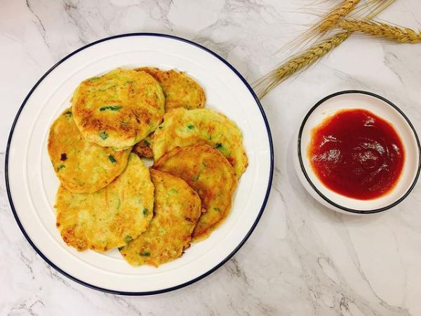 孩子最愛的營(yíng)養(yǎng)早餐餅，吃一周都不會(huì)膩，比粥耐餓，比牛奶還補(bǔ)鈣