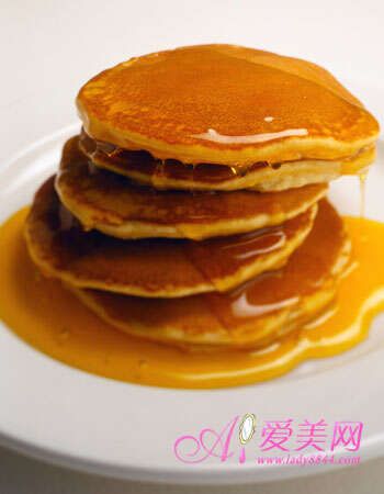  真假蜂蜜鑒別有方 正確食用可保健康 