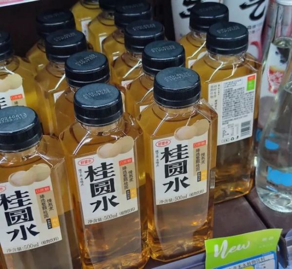 三季度茶飲料增速放緩，暖柜中的養(yǎng)生水即將迎來爆發(fā)？
