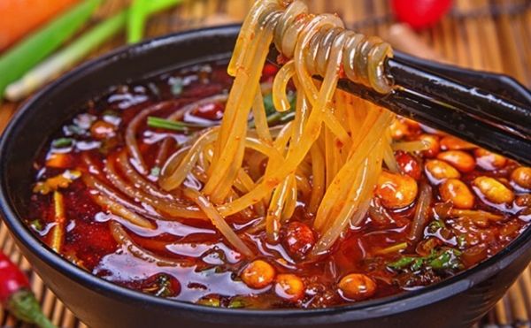 酸辣粉的熱量有多高？美味的酸辣粉怎么做？(1)