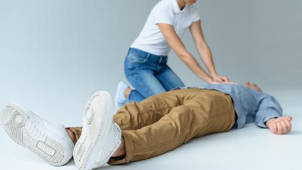食物中毒急救處理怎么做 食物中毒4個急救措施要知道