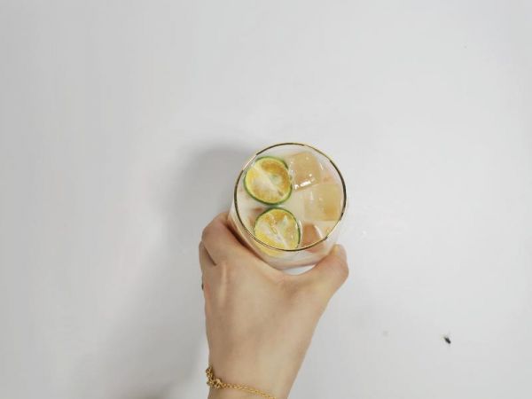 純奶手撕吐司的做法 步驟1