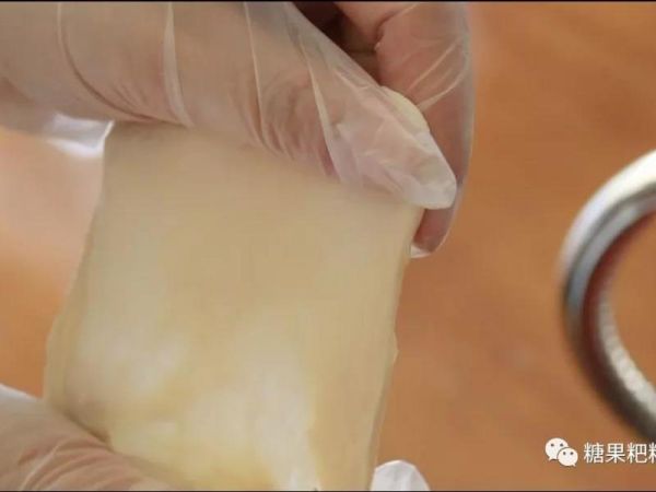 純奶手撕吐司的做法 步驟1