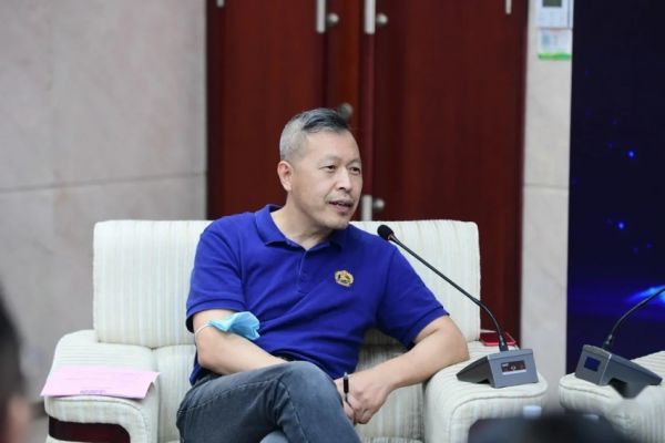 健康汽車是噱頭？自動輔助沒人用？聽聽媒體名嘴怎么說