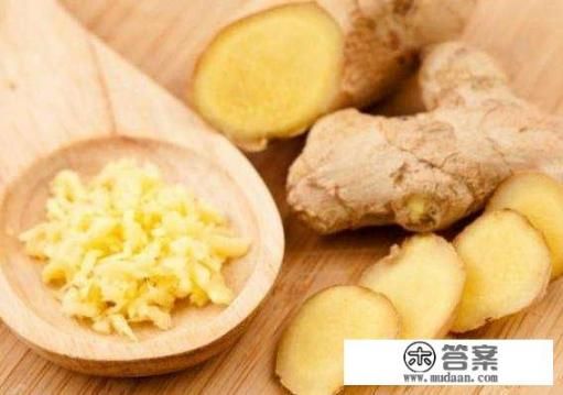蜂蜜加生姜泡水喝有什么功效？