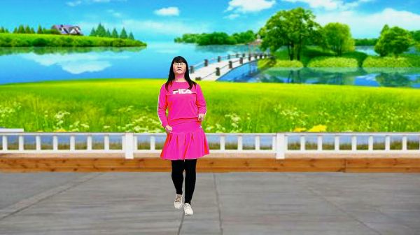 動(dòng)感時(shí)尚現(xiàn)代舞《健康走出來》歡快大氣，舞步簡單，好看好學(xué)