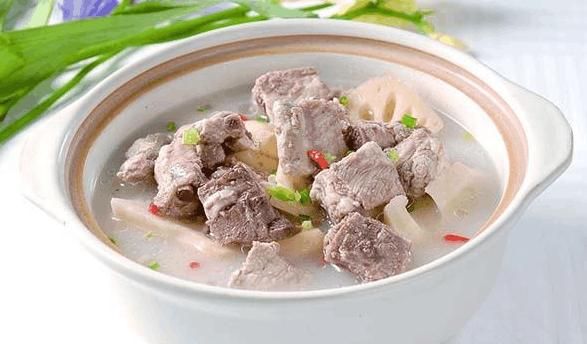湯的做法之——排骨湯