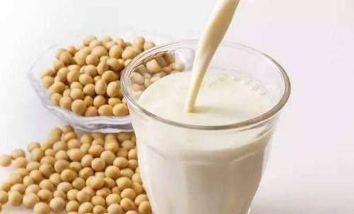 一天一杯豆?jié){真的健康？豆?jié){飲食科普，附18款粗糧豆?jié){搭配食譜！