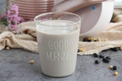 一天一杯豆?jié){真的健康？豆?jié){飲食科普，附18款粗糧豆?jié){搭配食譜！