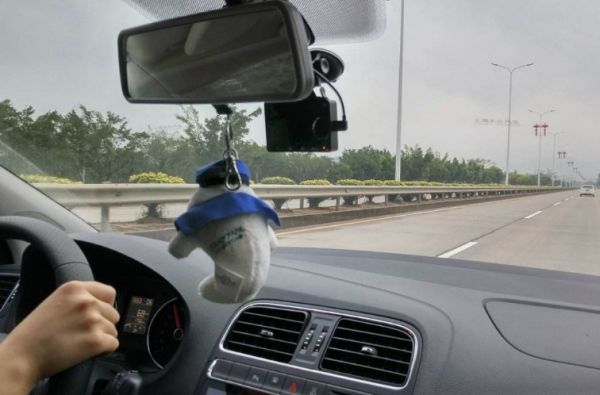 這款全景器比行車記錄儀還好用，360度無(wú)死角，開車再也不怕盲區(qū)