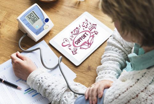 8种抗真菌药膏横向对比报告