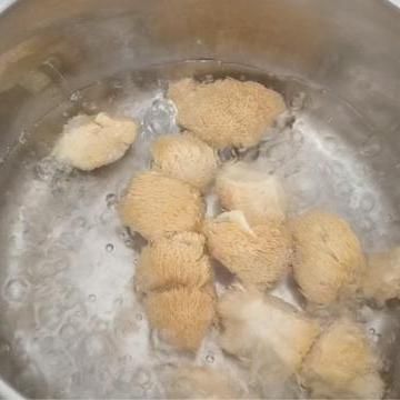 燕窩食用指南：掌握更佳規(guī)律，深入解析燕窩的滋補效果與正確使用頻率