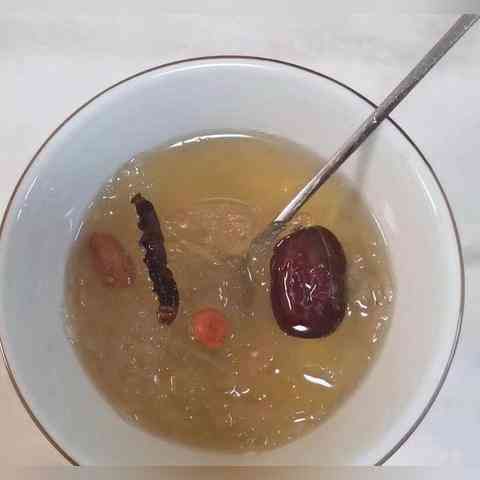 燕窩食用指南：掌握更佳規(guī)律，深入解析燕窩的滋補效果與正確使用頻率