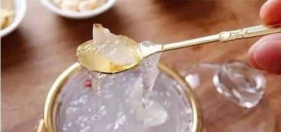 燕窩食用方法與功效：全方位解析燕窩的營養(yǎng)價(jià)值及適用人群