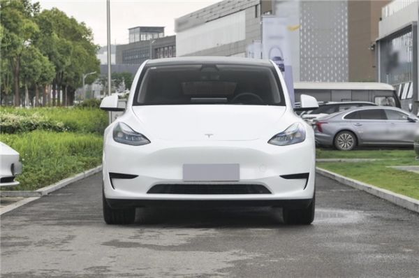 智能科技三款純電車(chē)型駕駛輕松又安全